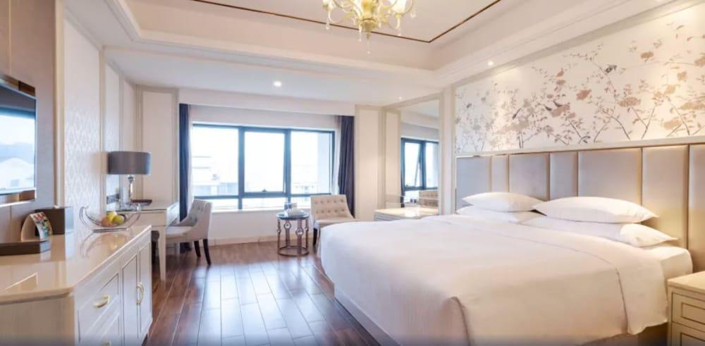 Отель Wanda Realm Xiamen North Bay Экстерьер фото