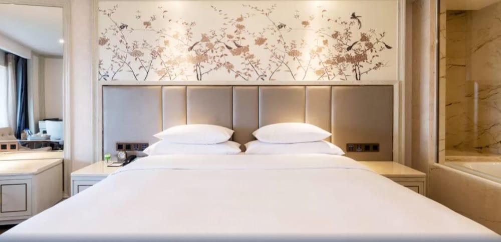 Отель Wanda Realm Xiamen North Bay Экстерьер фото