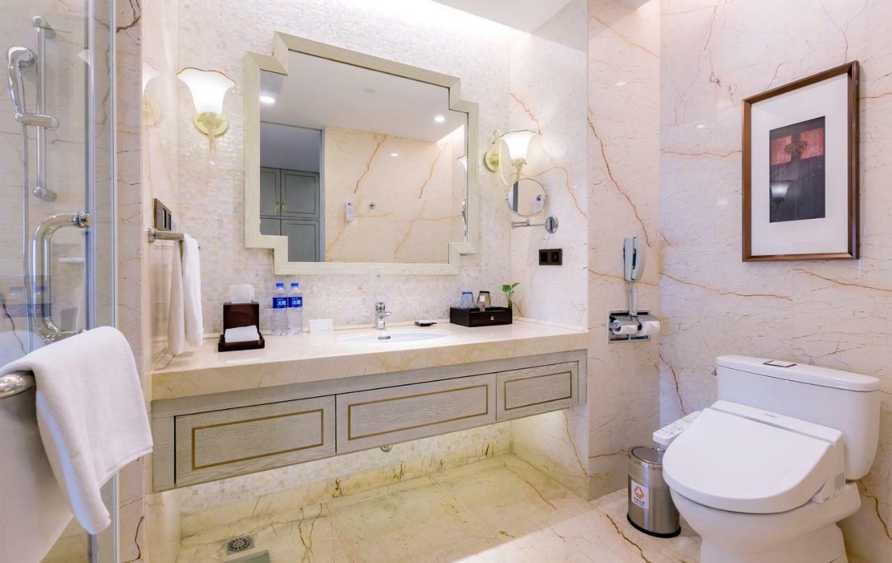 Отель Wanda Realm Xiamen North Bay Экстерьер фото