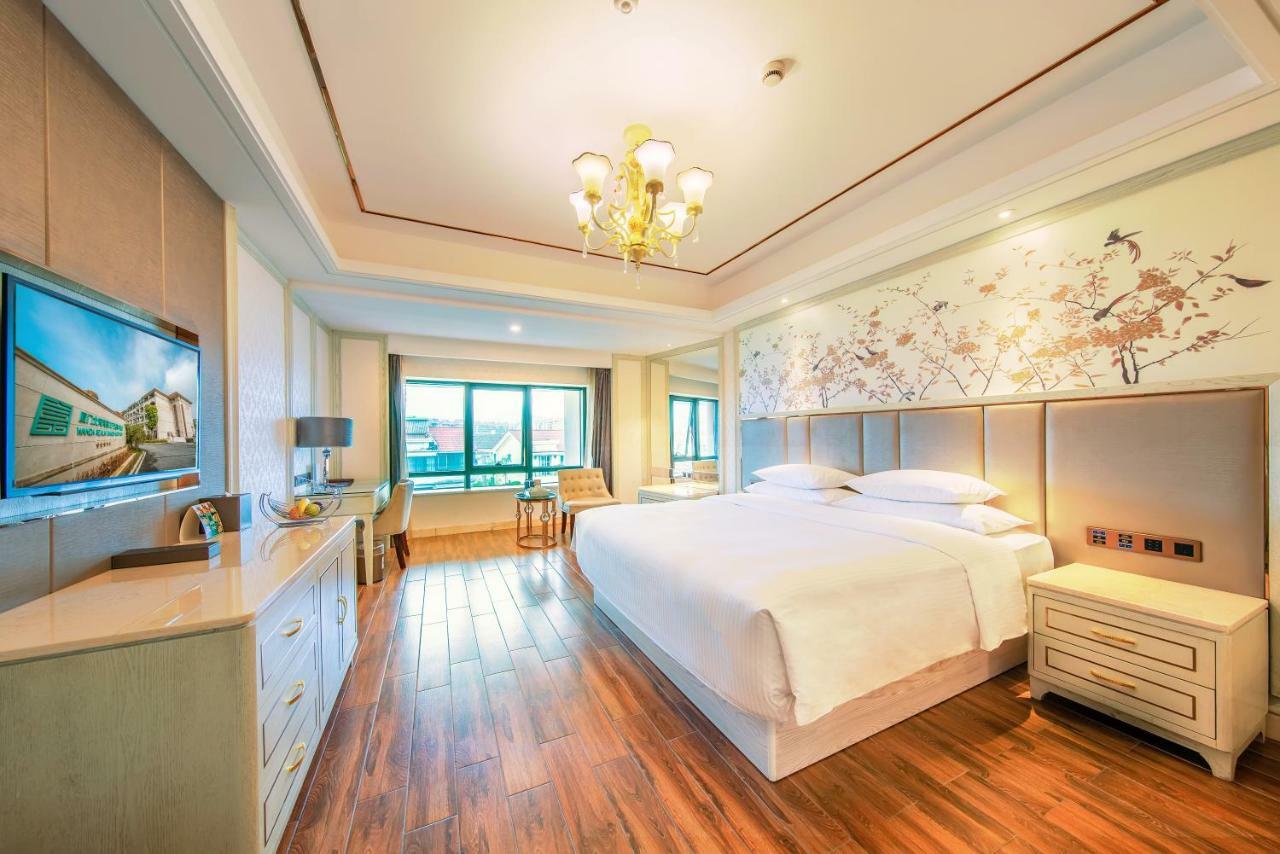 Отель Wanda Realm Xiamen North Bay Экстерьер фото