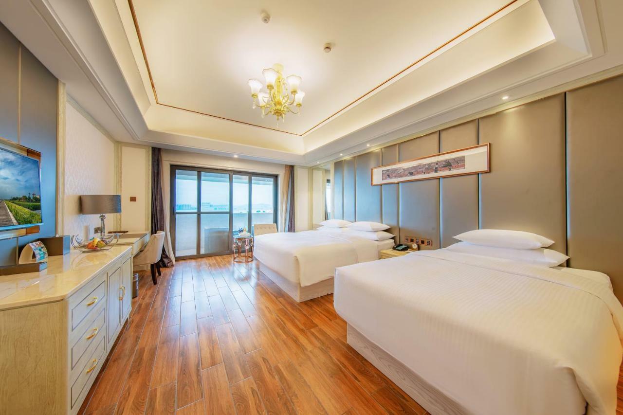 Отель Wanda Realm Xiamen North Bay Экстерьер фото